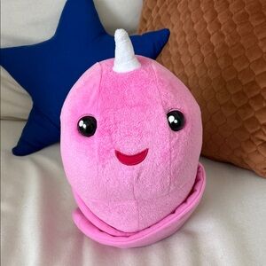 FINGERLINGS HUGS Rachel NARWHAL Interactive Pink Glitter interactive plush toy